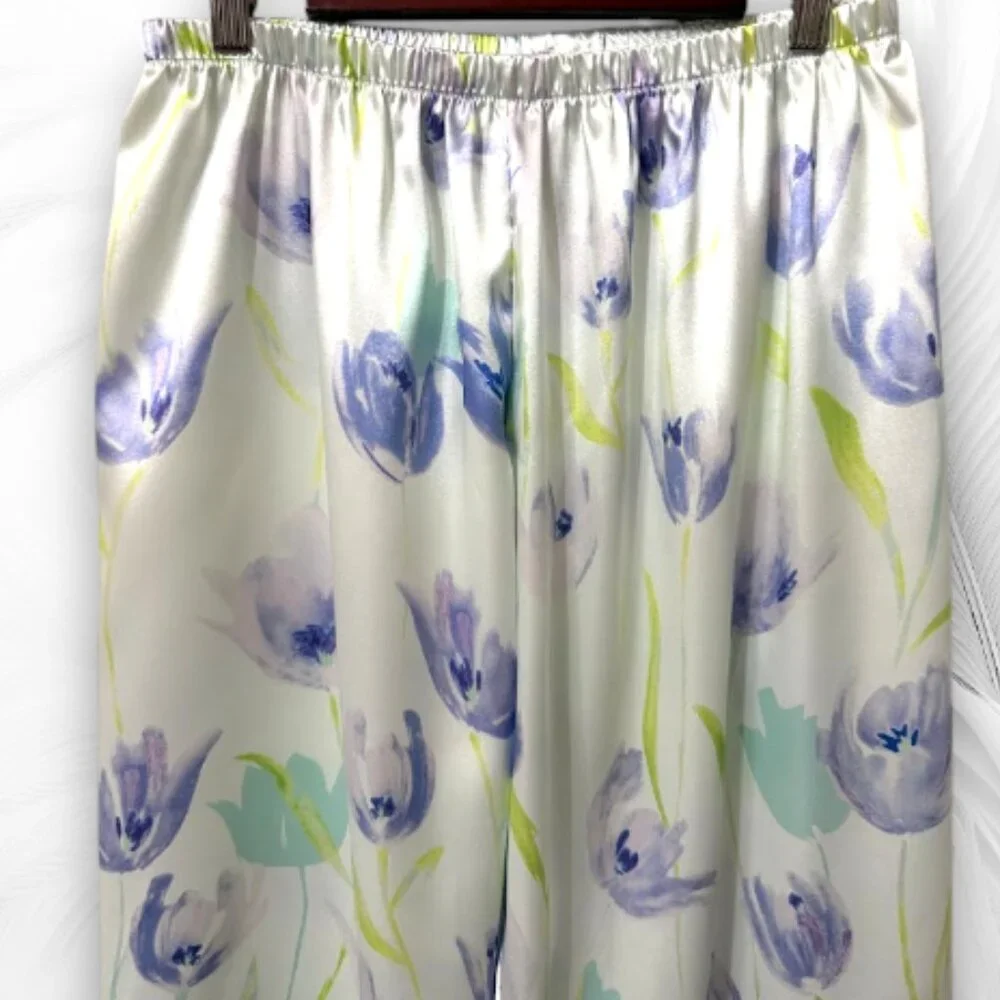 Women’s Satin Pajama Set L – Floral Print Button Top & Pants (Light Purple/Blue) - Picture 4 of 9